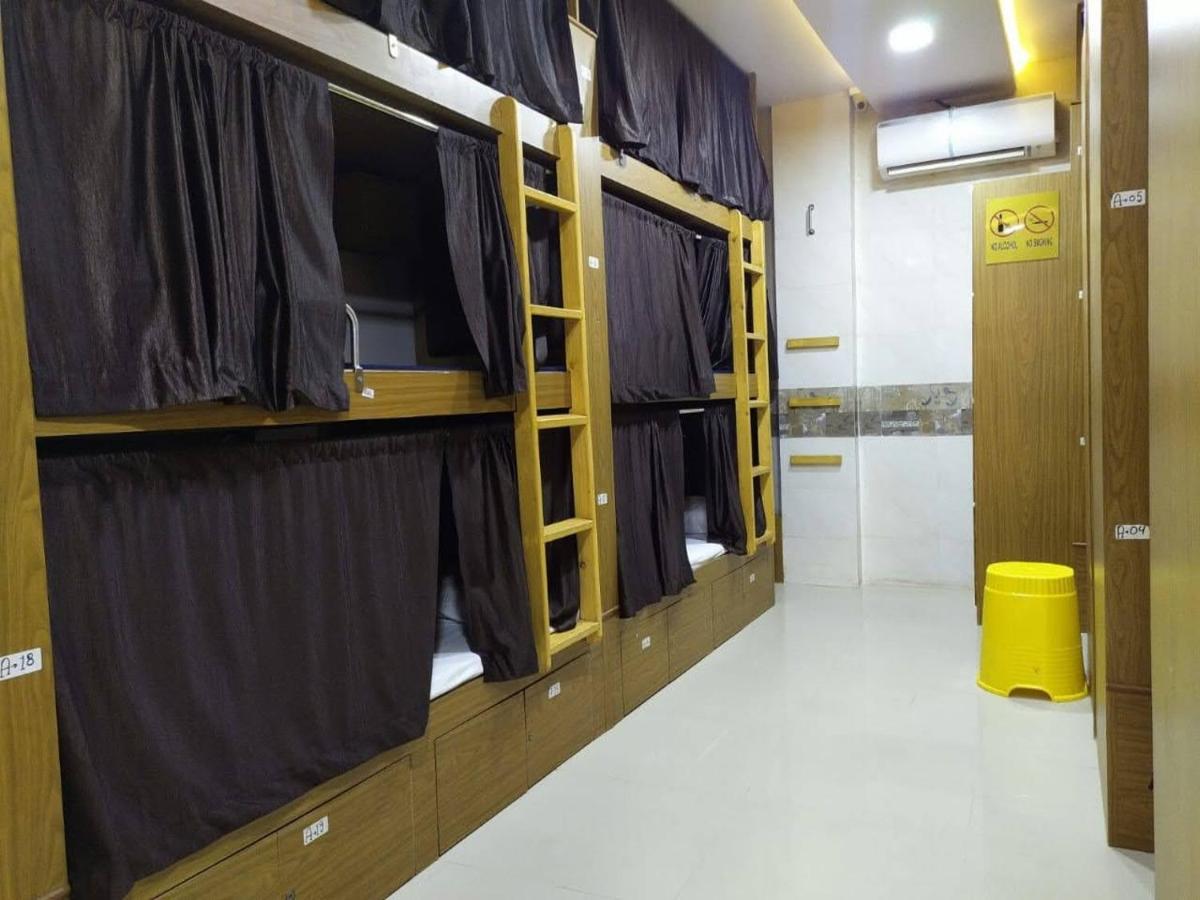مومباي New Super Dormitory المظهر الخارجي الصورة